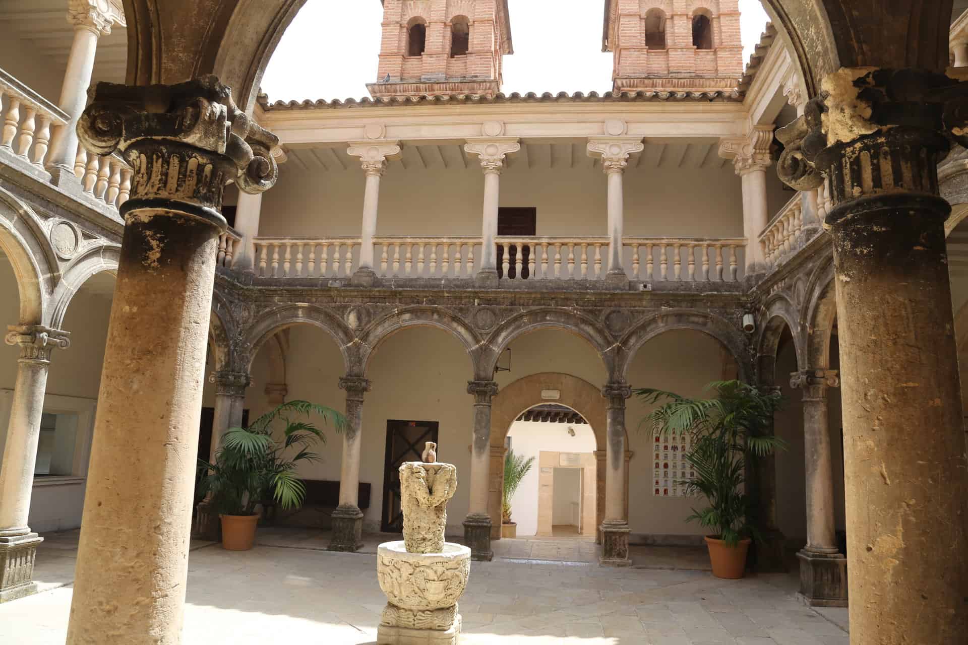 Patio de Carlos V - PEM - Pueblo Español Mallorca